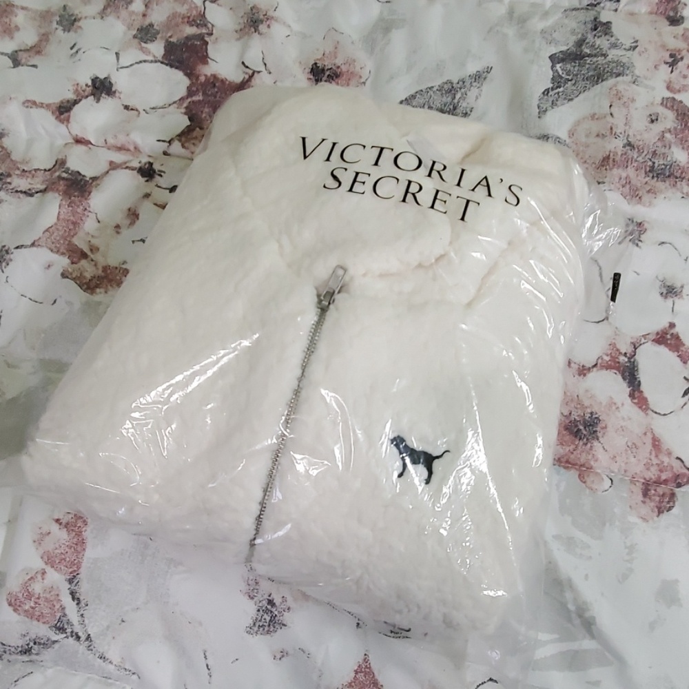 NEW Victoria's Secret Sherpa Jacket